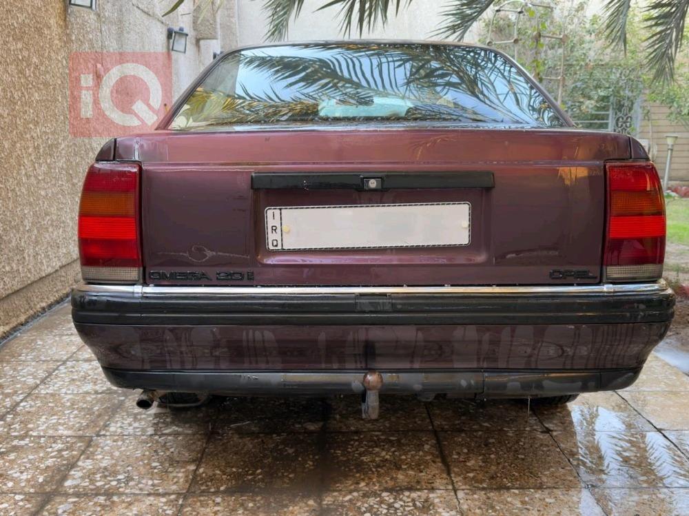 اوبل أوميغا